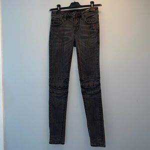 D-ID Denim Island Distressed Gray Skinny  Jeans Size 24